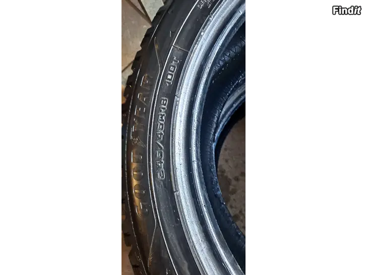 Säljes 245/45 R18 vinterdäck