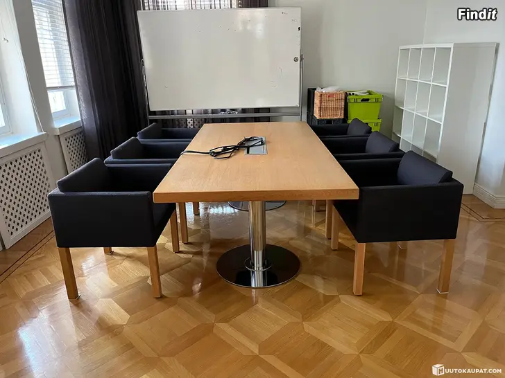 Säljes Pöytä ja viisi nojatuolia