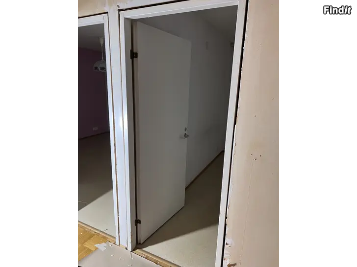 Myydään Väliovi / Mellandör