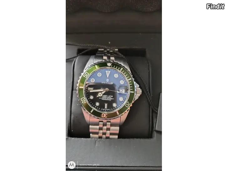Myydään STEINHART OCEAN GREEN 39. AUTOMATIC
