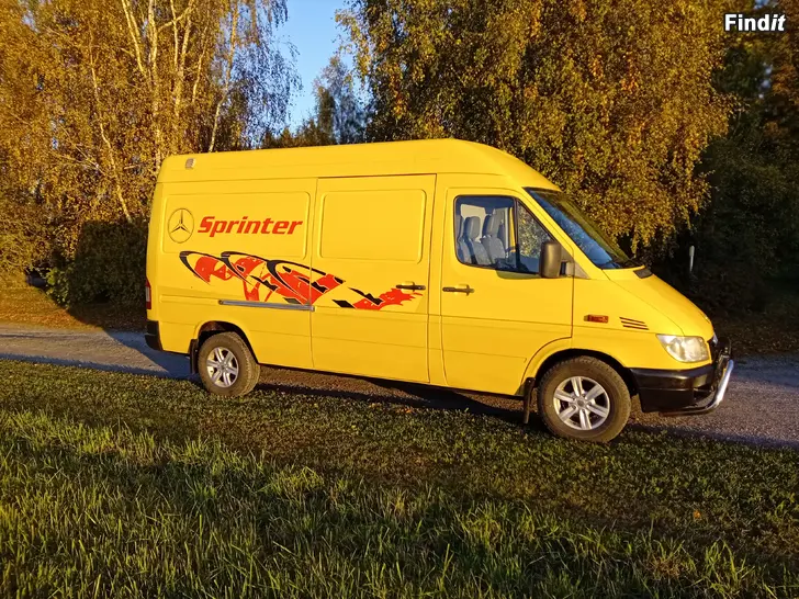 Säljes Mercedes Sprinter 313 cdi lätt lastbil