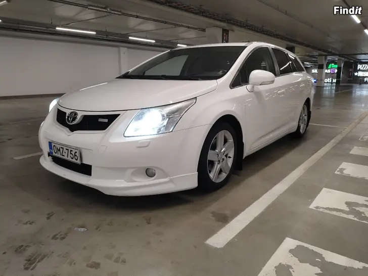 Säljes Toyota Avensis
