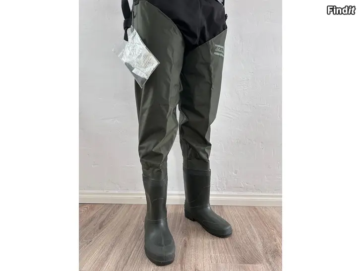 Säljes Nya vadarstövlar storlek 41