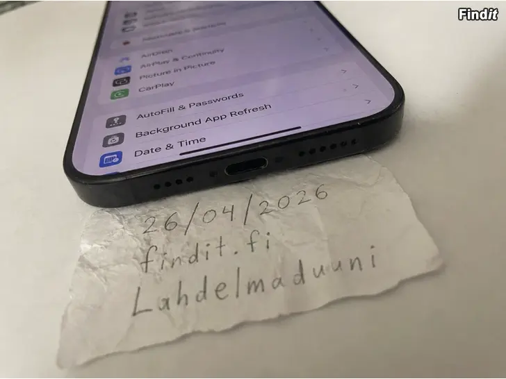 Myydään Apple iPhone 16 Pro Max 1TB musta - näyttö haljennut