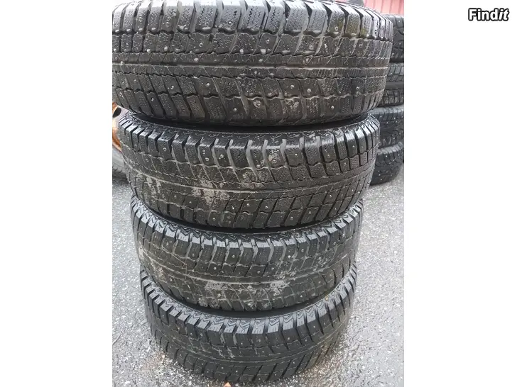 Myydään Nastarenkaat 175/70R13 vanteet 4-100 Honda