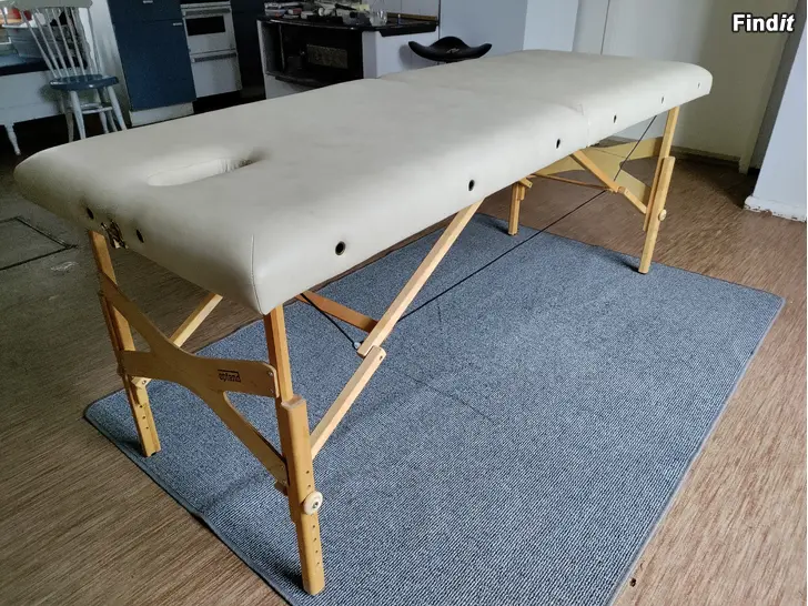Säljes Massagebänk