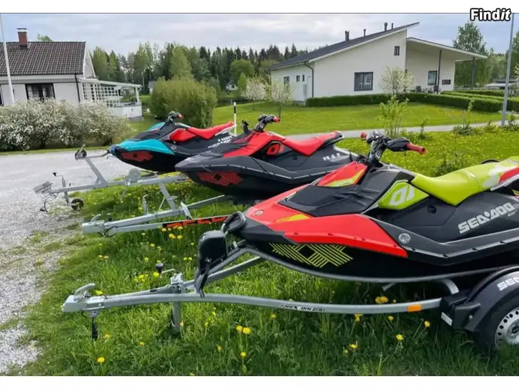 Vuokrataan Vattenskoter Uthyrning Sea-doo Trixx