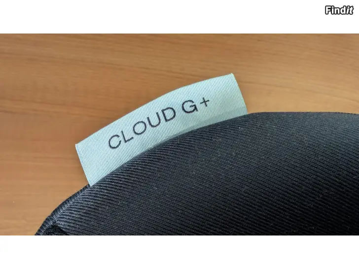 Myydään Myydään Cybex Cloud G i-Size turvakaukalo+telakka