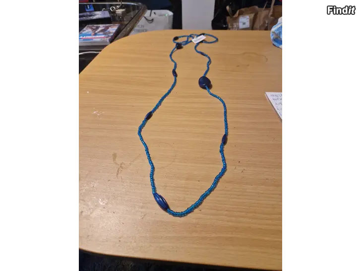 Säljes Halsband fint