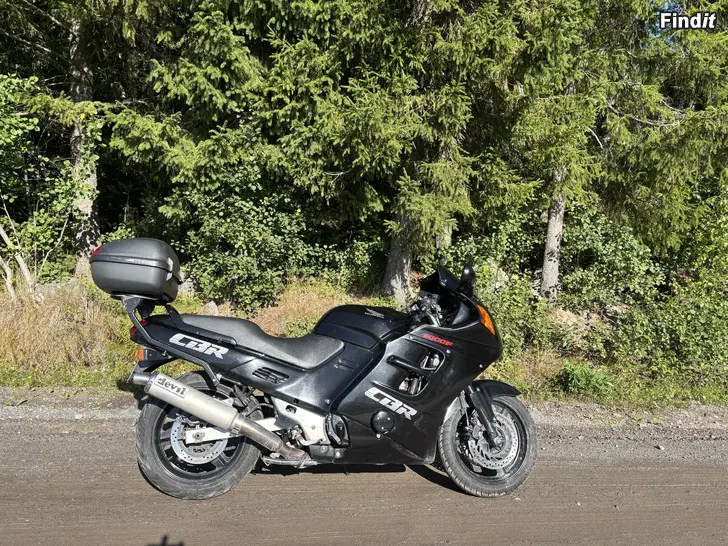 Säljes Honda CBR 1000F-1992