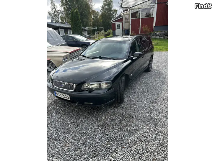 Myydään Volvo V70 2.5 T aut Geartronic 2003