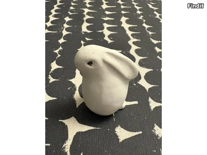 Myydään Arabia poikapupu-figuuri