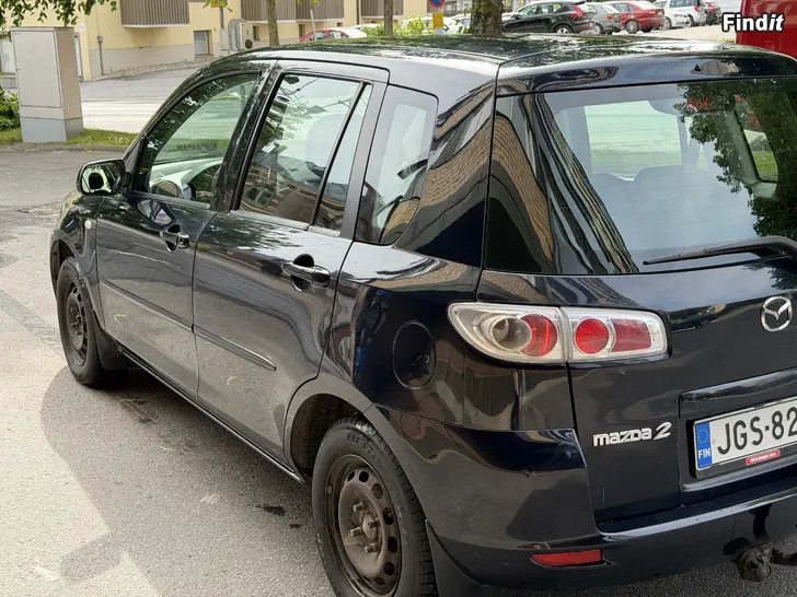 Säljes Mazda 2 DY 1.4 bensin lite medkörd