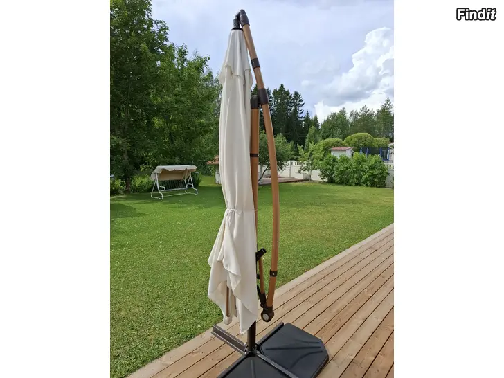 Myydään House aurinkovarjo/solparasoll
