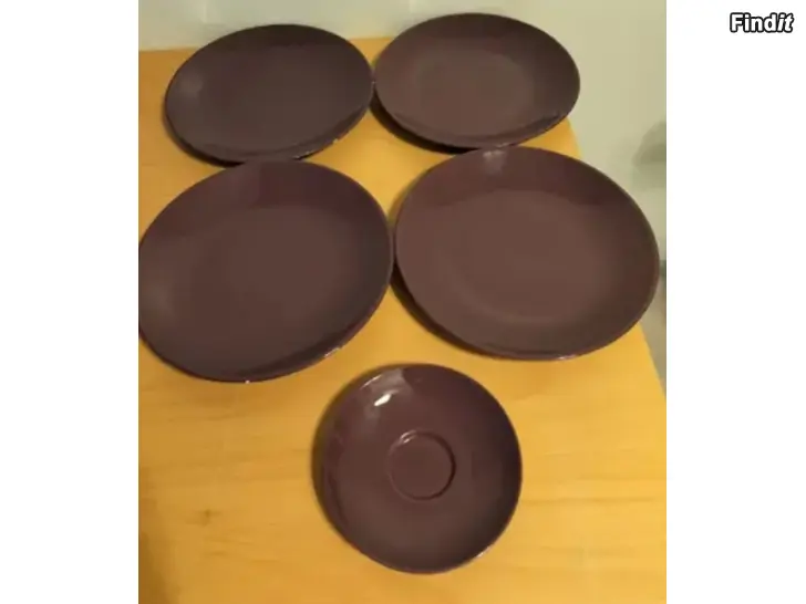 Myydään Lautaset kengät