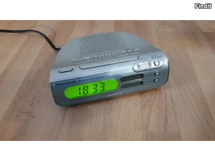 Myydään Sony kelloradio Model No. ICF-C273L -hinta 8e