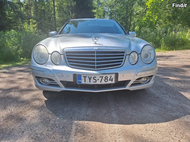 Myydään PAKUN VEROLLA V-6 KONEELLA HIENO