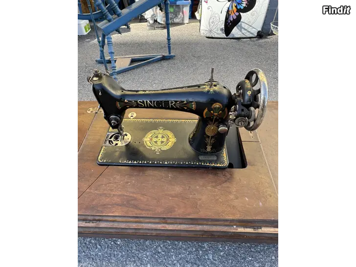 Säljes Singer Symaskin