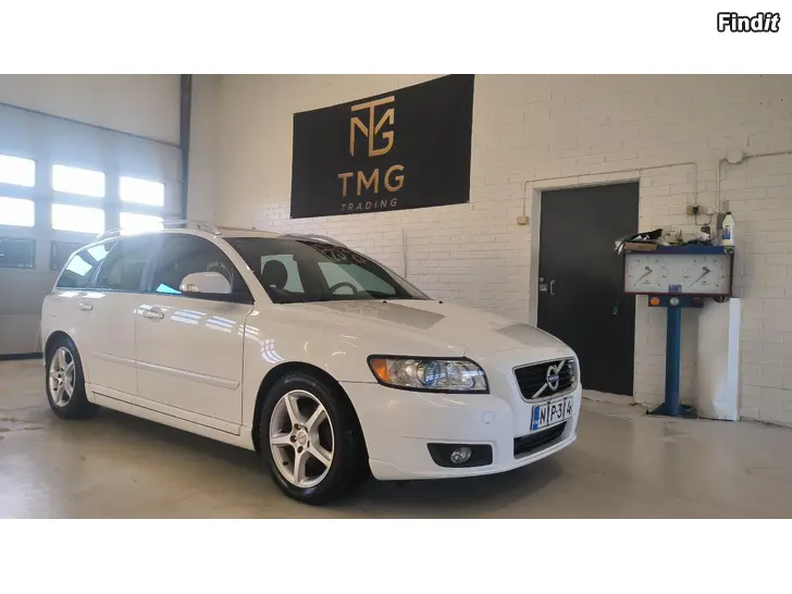 Myydään Volvo v50 1.6d drivE