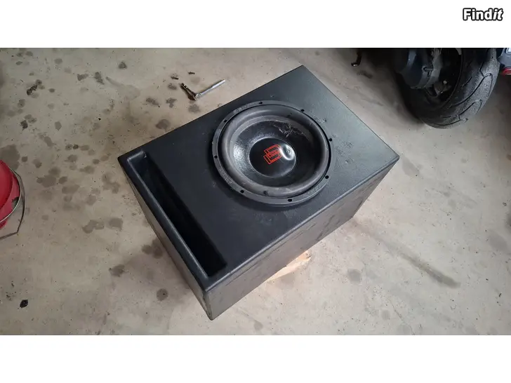 Säljes DD Audio 1512 + Låda