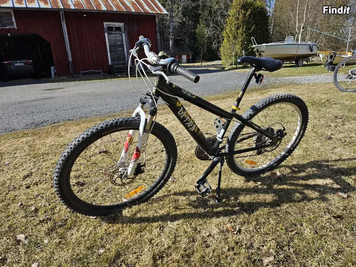 Säljes 26 tums renoverings objekt