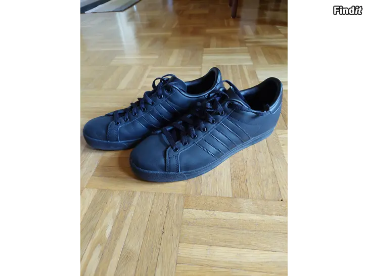 Myydään Uudet Adidas lenkkarit