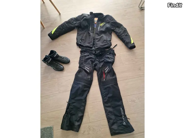 Myydään Sweep motorcykeldräkt  storlek XL