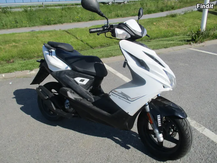 Myydään Yamaha Aerox vm. 2017 2t