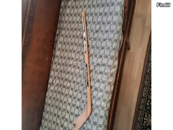 Säljes Ishockey klubba