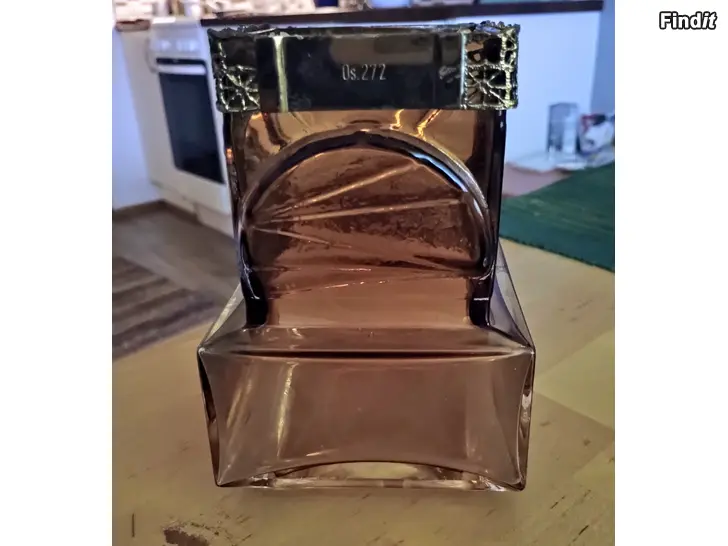Myydään Kumelan maljakko
