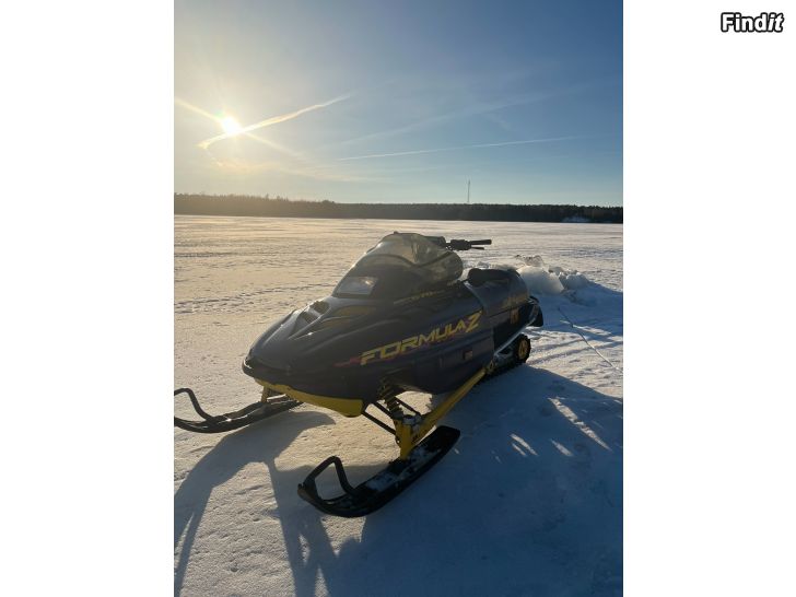 Säljes Säljes ski doo formula 670