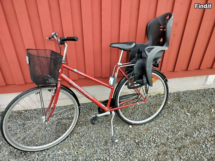 Säljes Tunturi 28 med cykelsits