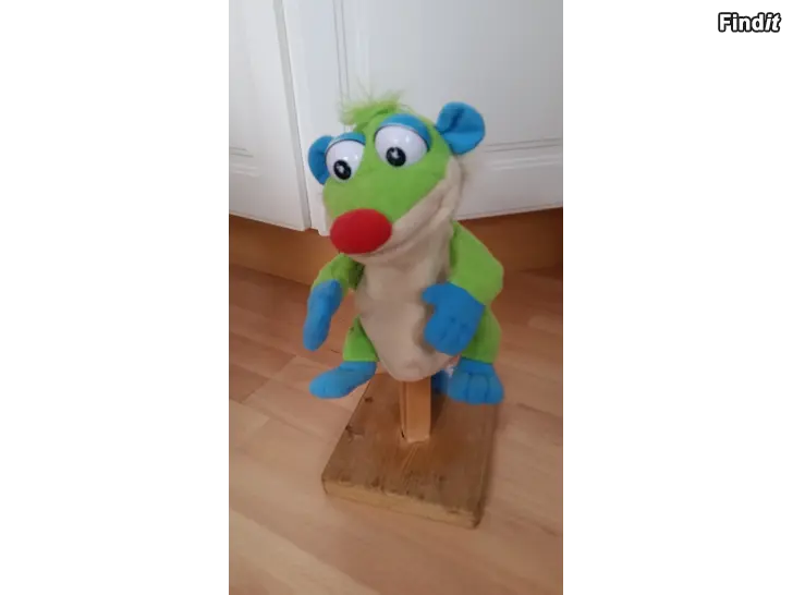 Säljes Treelo Vintage käsinukke 1990-luku -hinta 10e