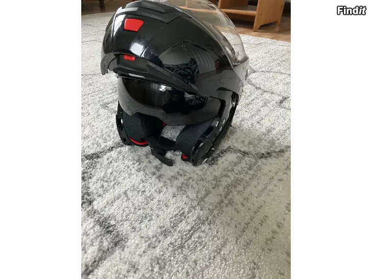 Säljes Motorcykelhjälm Nolan N90-2, storlek S