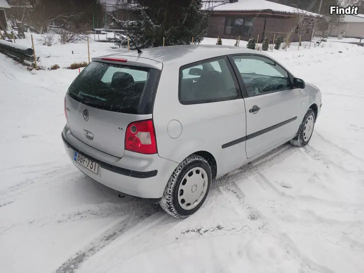 Myydään Volkswagen Polo 1.4 bensa manuaali vm 2003