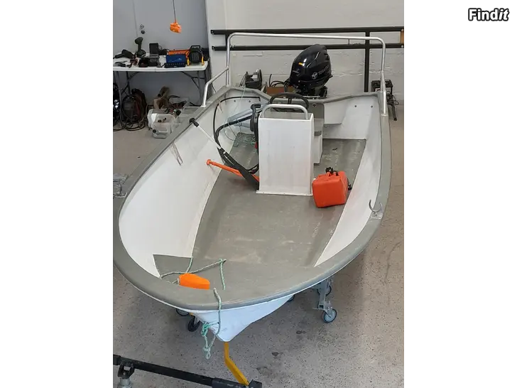 Myydään Svenfelt Pulpettivene ja 20 hp Tohatsu