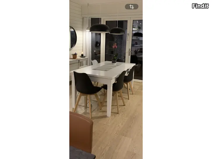 Säljes Matsalsbord