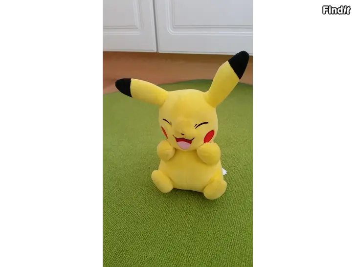 Myydään Pokemon Pikachu pehmolelu noin 20cm - hinta 10e