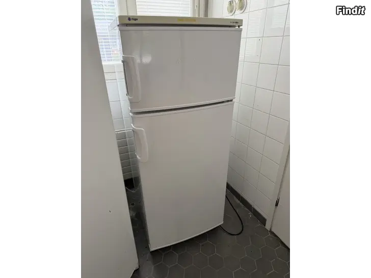 Säljes Kyl/frys, två modeller