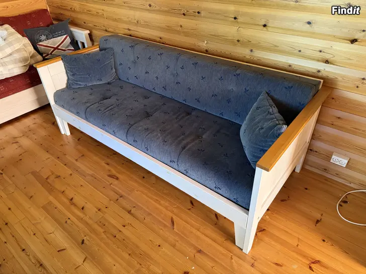 Säljes Bäddsoffa