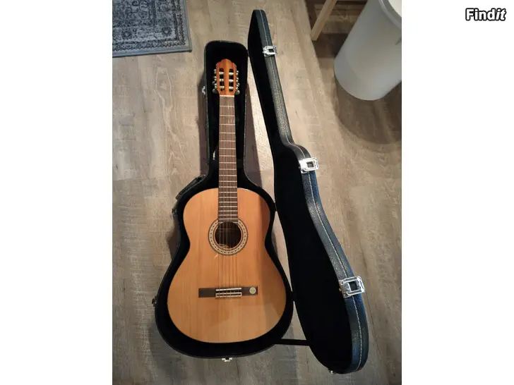 Säljes Gitarr
