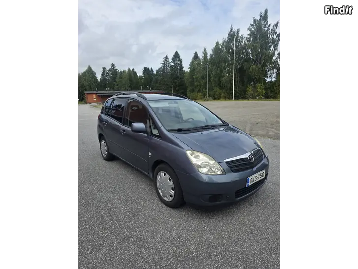 Myydään Toyota Corolla Verso, 1.6 bensa
