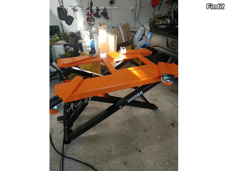 Myydään Ajoneuvojen matalanostin 3t