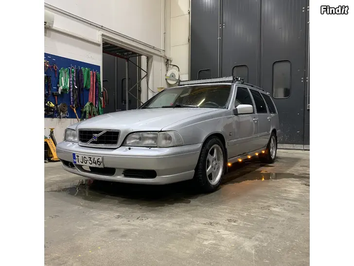 Säljes Volvo V70