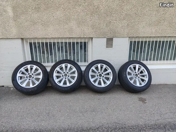 Säljes Bmw däck style 236