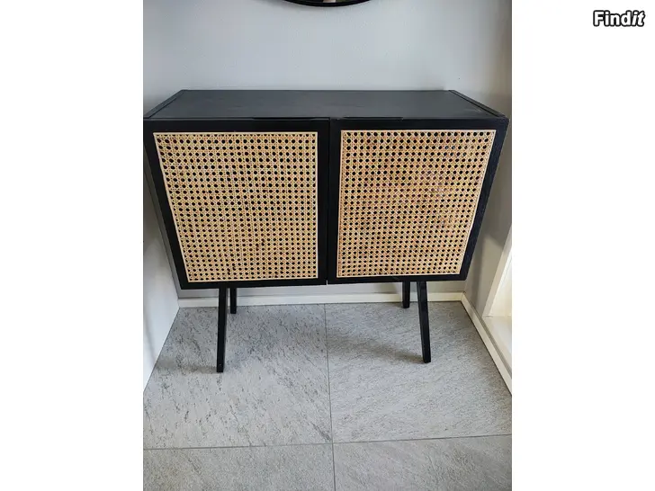 Säljes HM home skåp