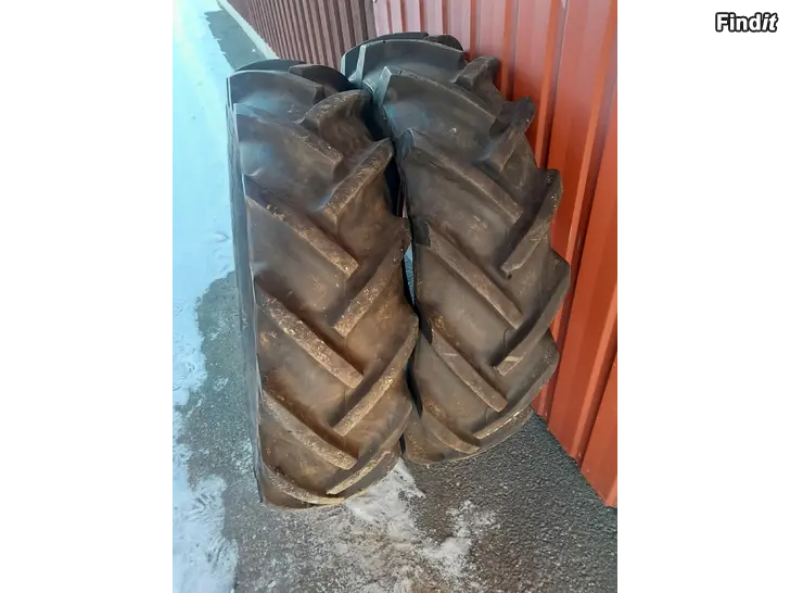 Myydään Myyd. käytetyt 12,4-24 GY tsg renkaat