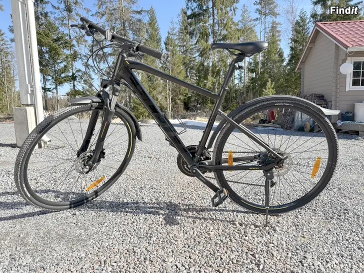 Säljes Scott Cross Park M Hybridcykel 28
