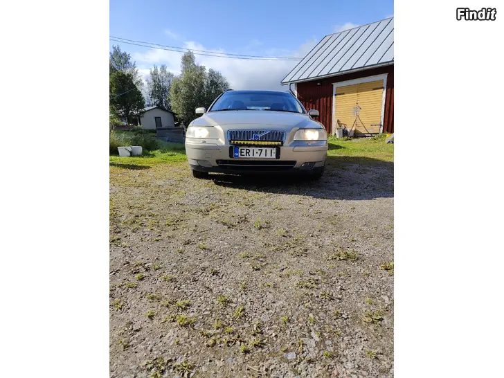 Säljes Volvo V70 D5