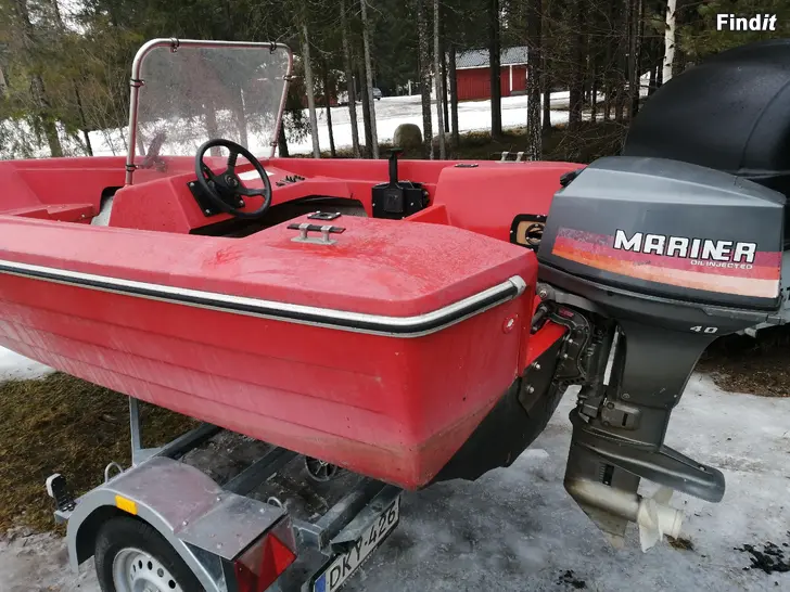 Myydään terhi/finncamp 430R 40hv maniner